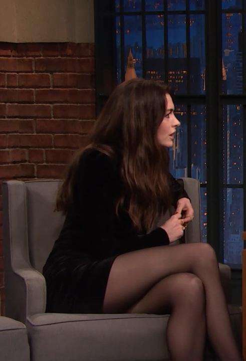 Anne Hathaway Legs