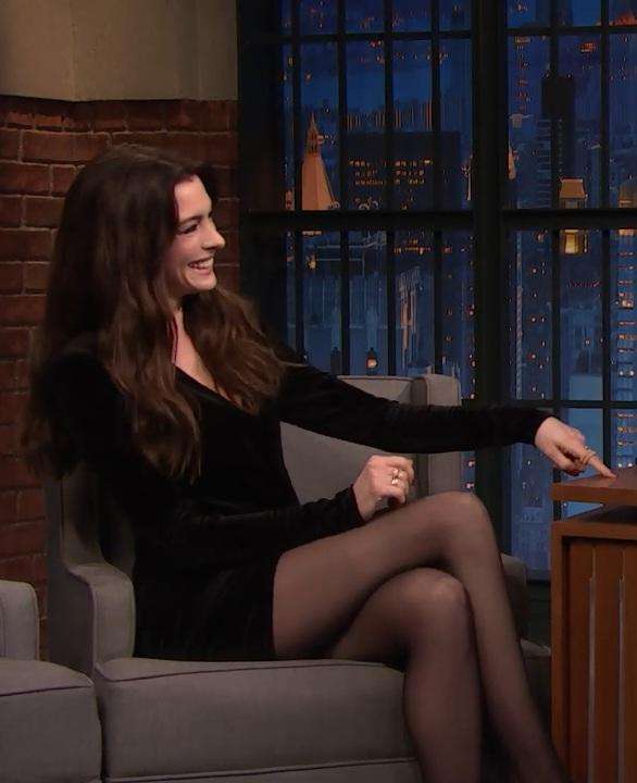 Anne Hathaway Legs