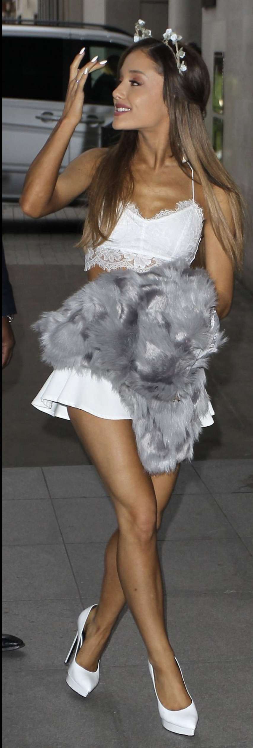 Ariana Grande Legs