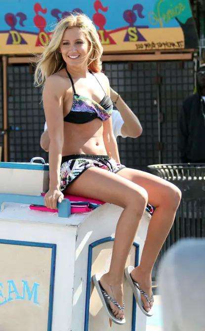 Ashley Tisdale Legs