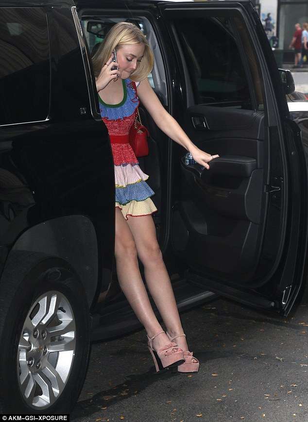 Dakota Fanning Legs