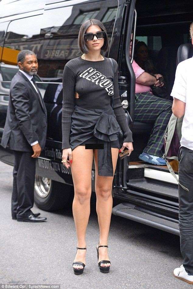 Dua Lipa Legs