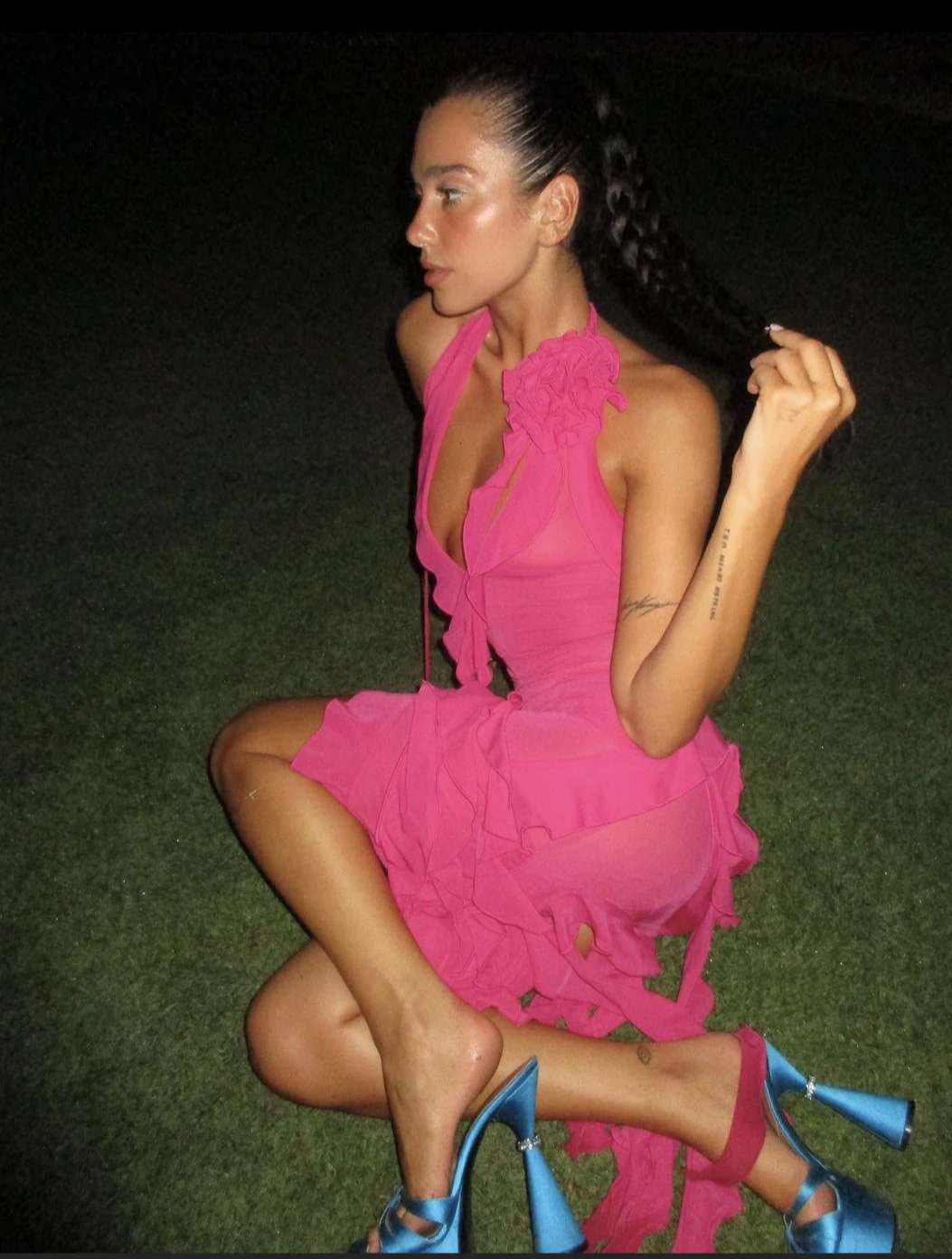 Dua Lipa Legs