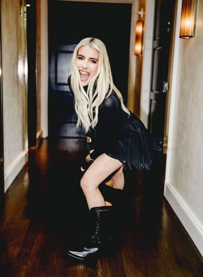 Emma Roberts X Legs