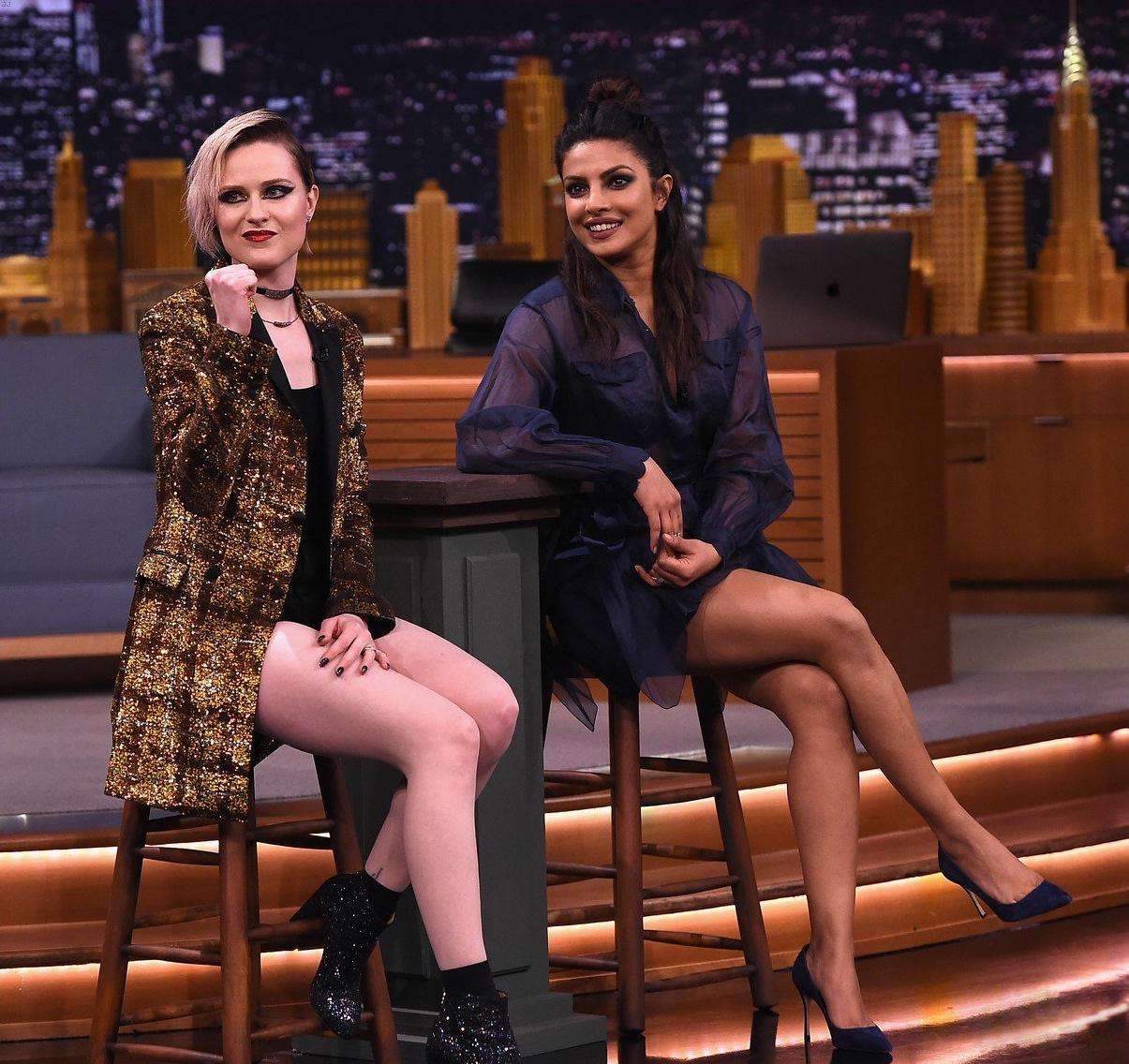 Evan Rachel Wood And Priyanka Chopra Leg