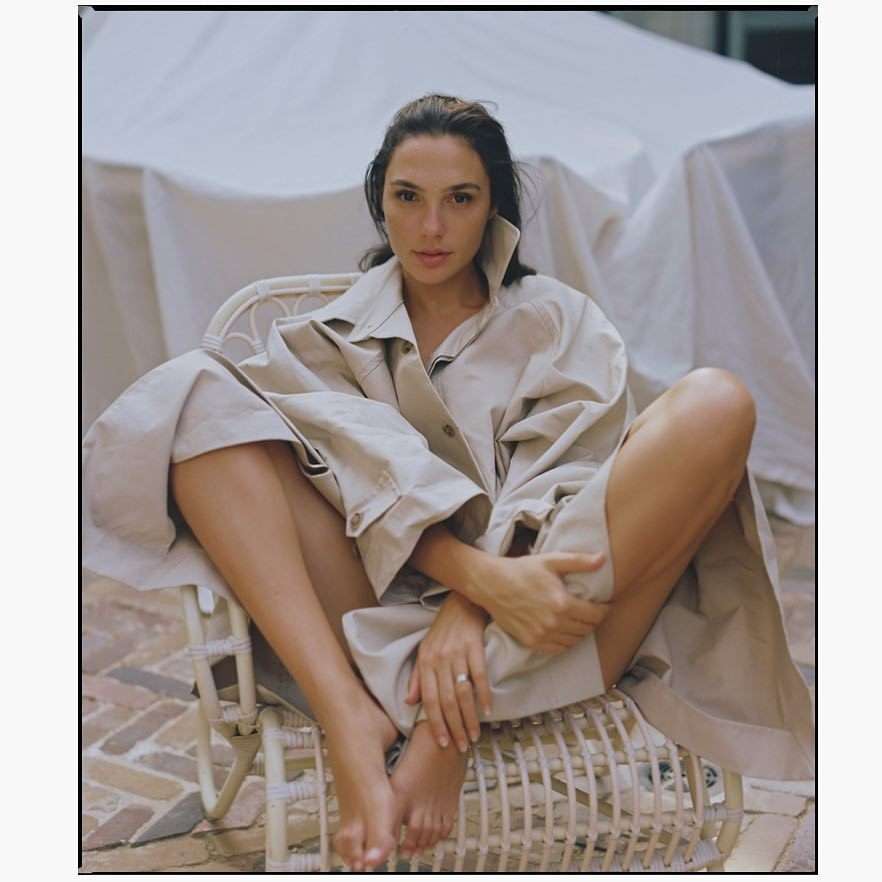 Gal Gadot Legs