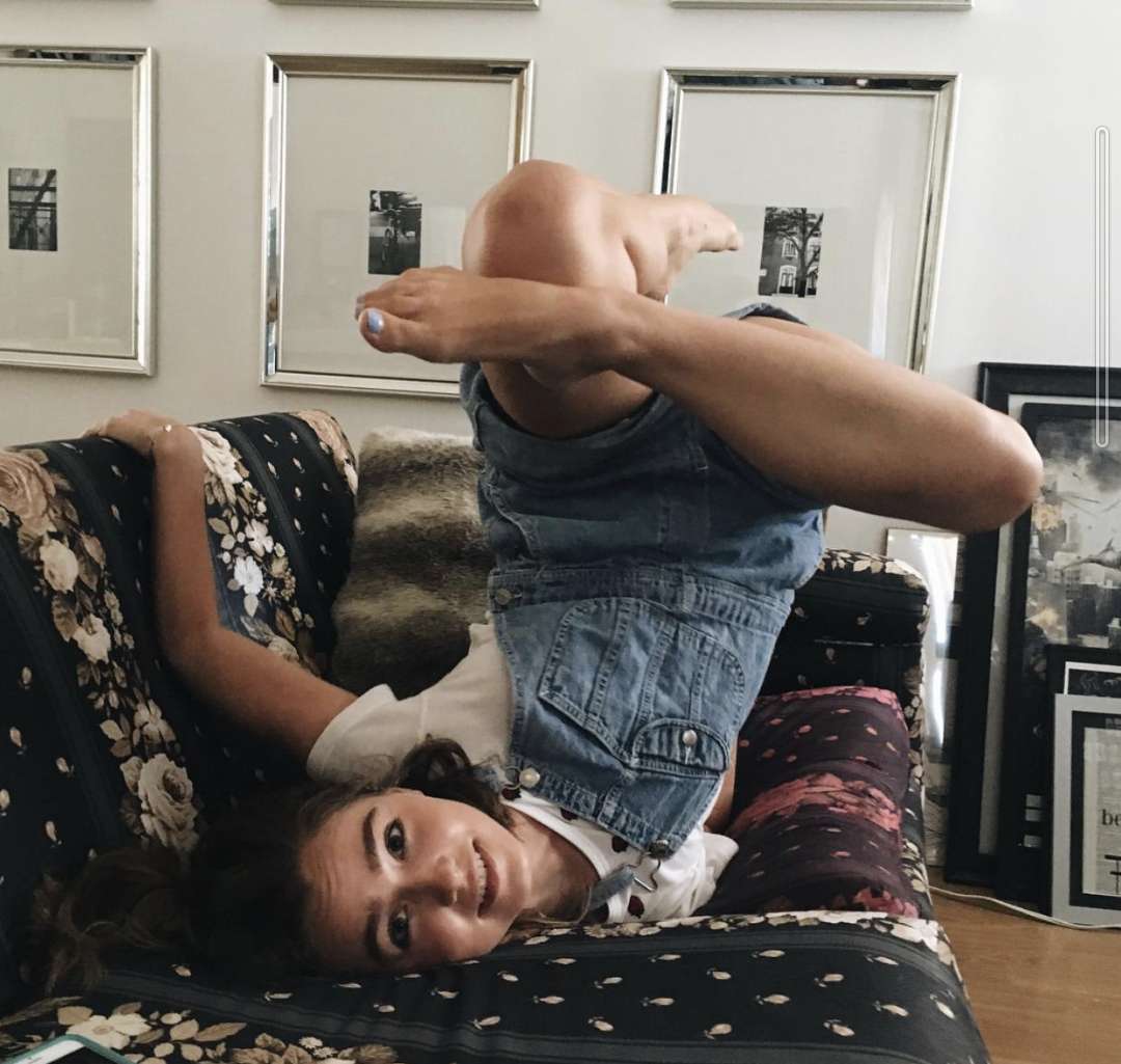 Haley Lu Richardson Legs