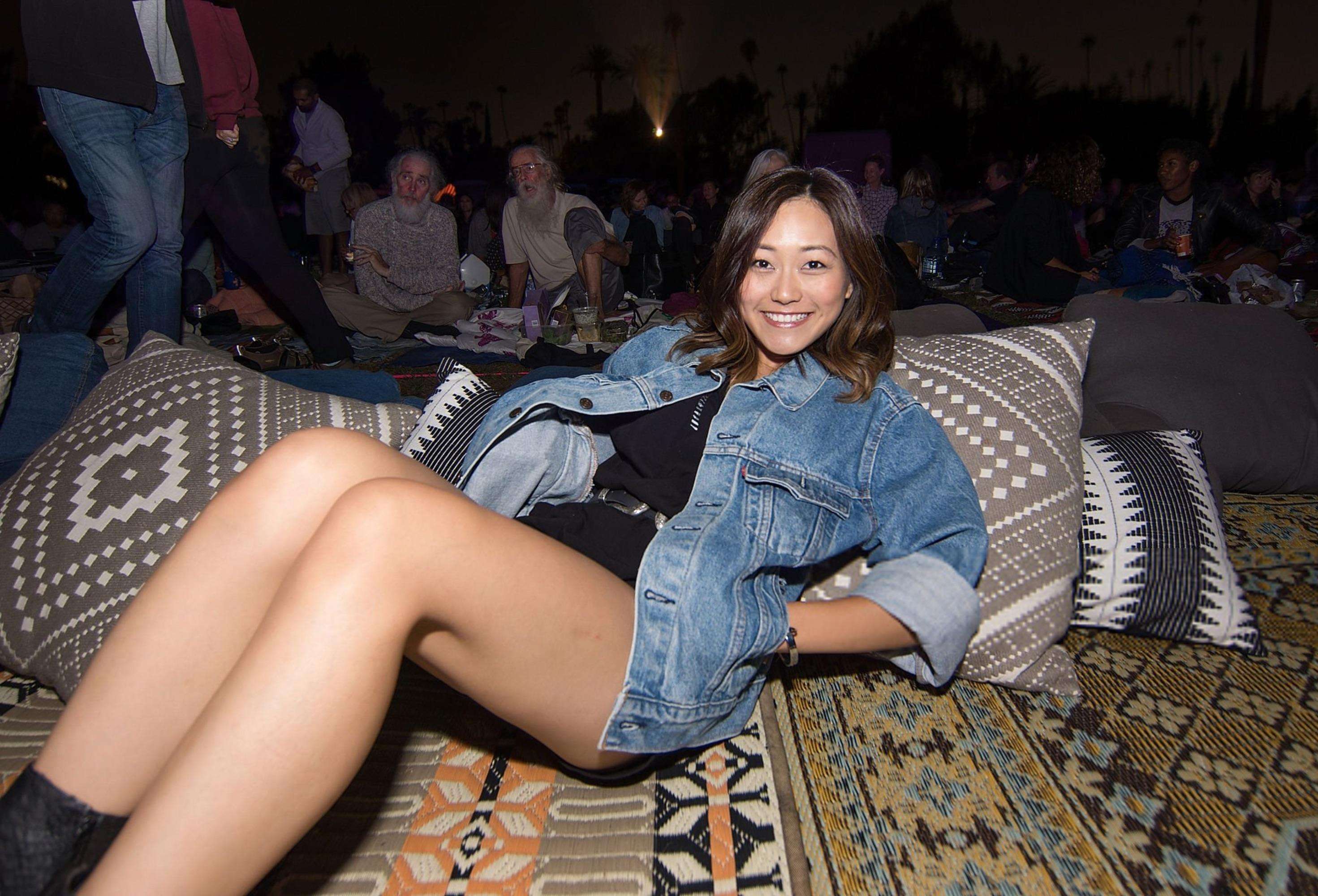 Karen Fukuhara Leg