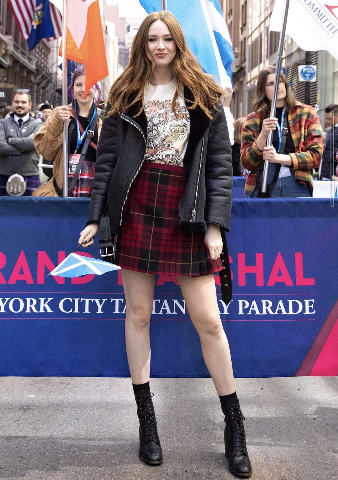 Karen Gillan Legs