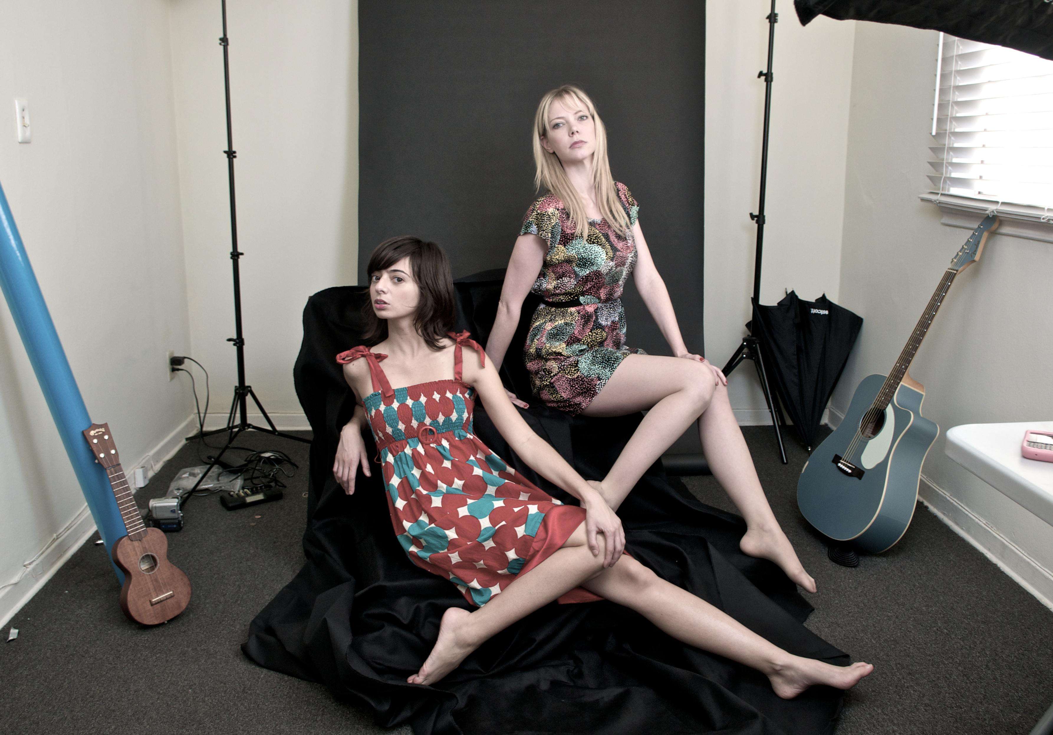 Kate Micucci Riki Lindhome Leg