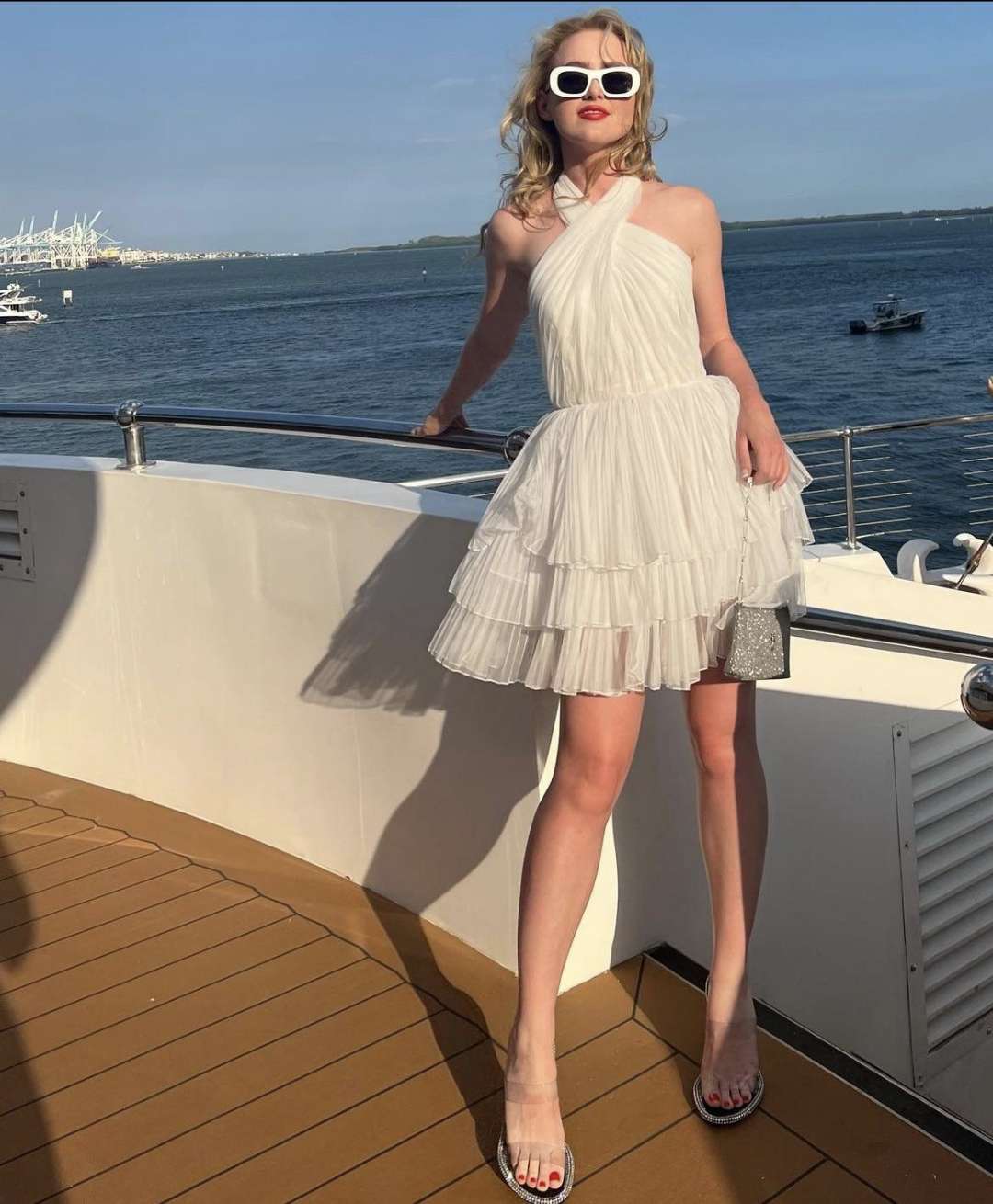 Kathryn Newton Legs