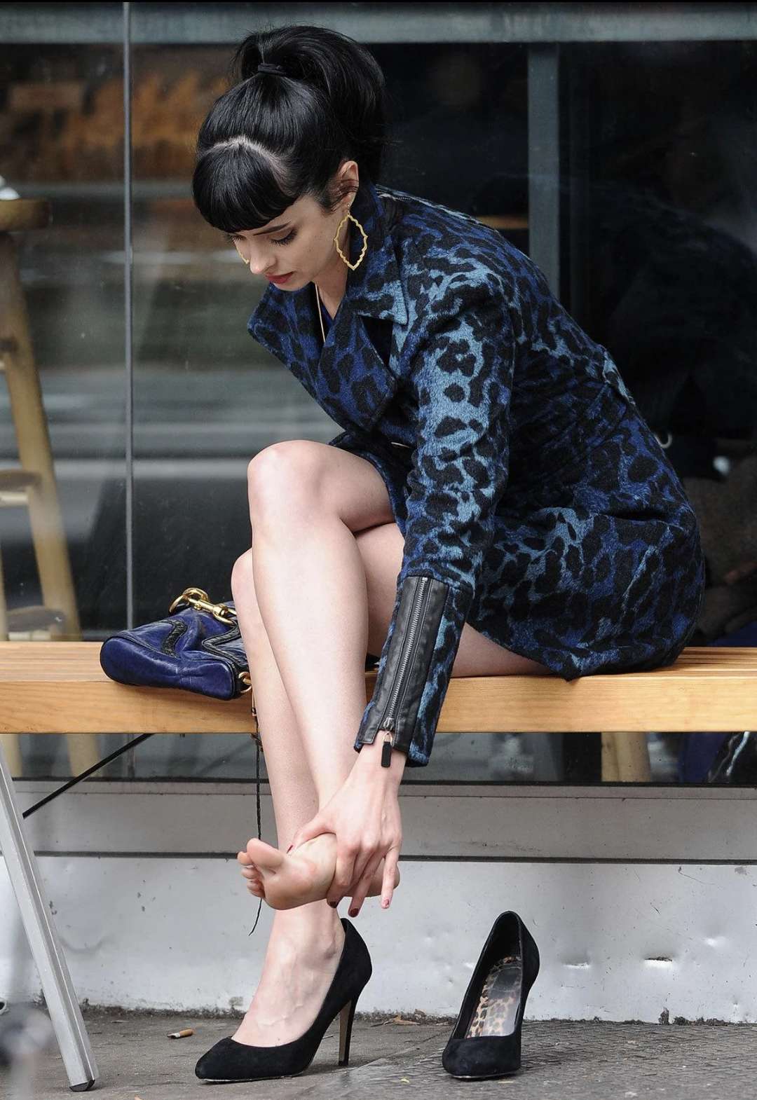 Krysten Ritter Legs