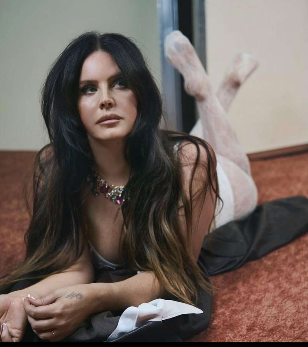 Lana Del Rey Legs