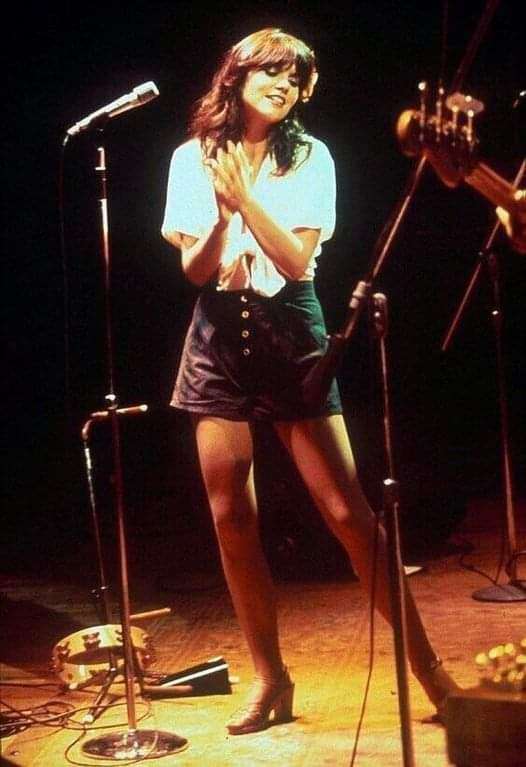 Linda Ronstadt Leg