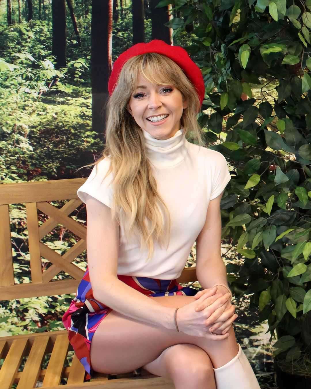 Lindsey Stirling Legs