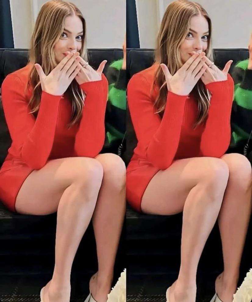 Margot Robbie Legs