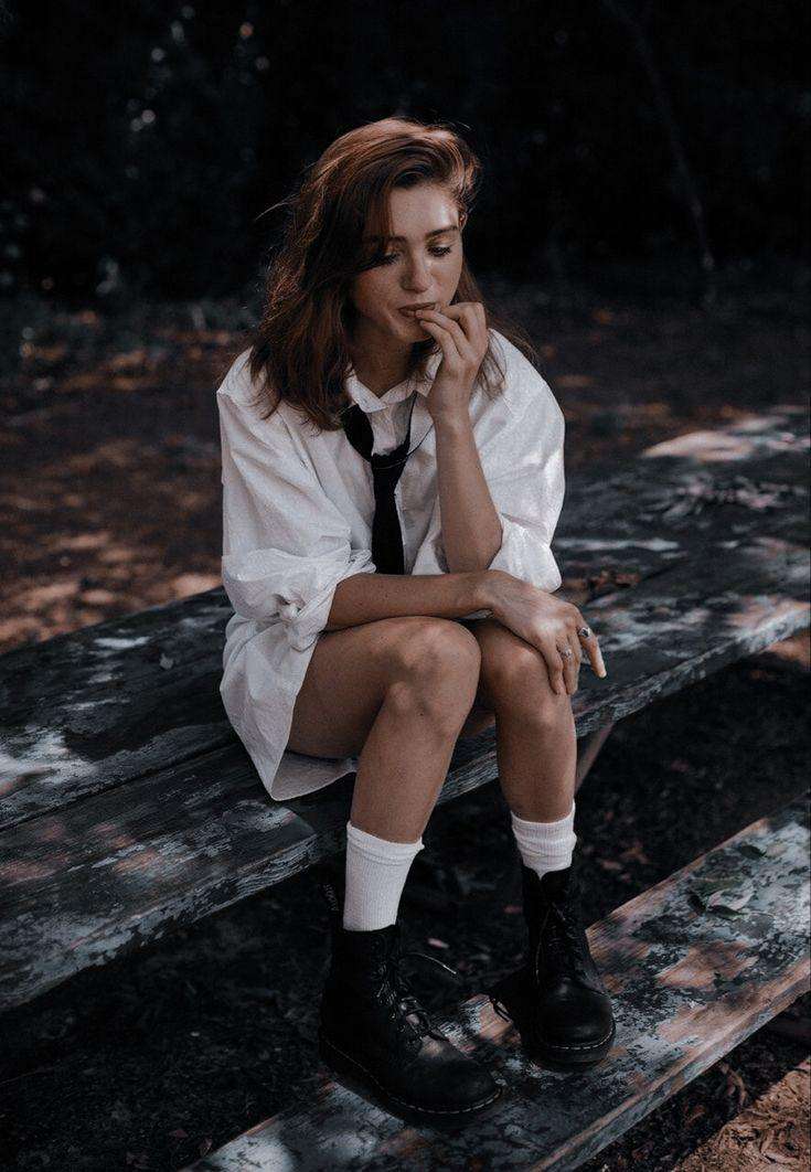 Natalie Dyer Legs