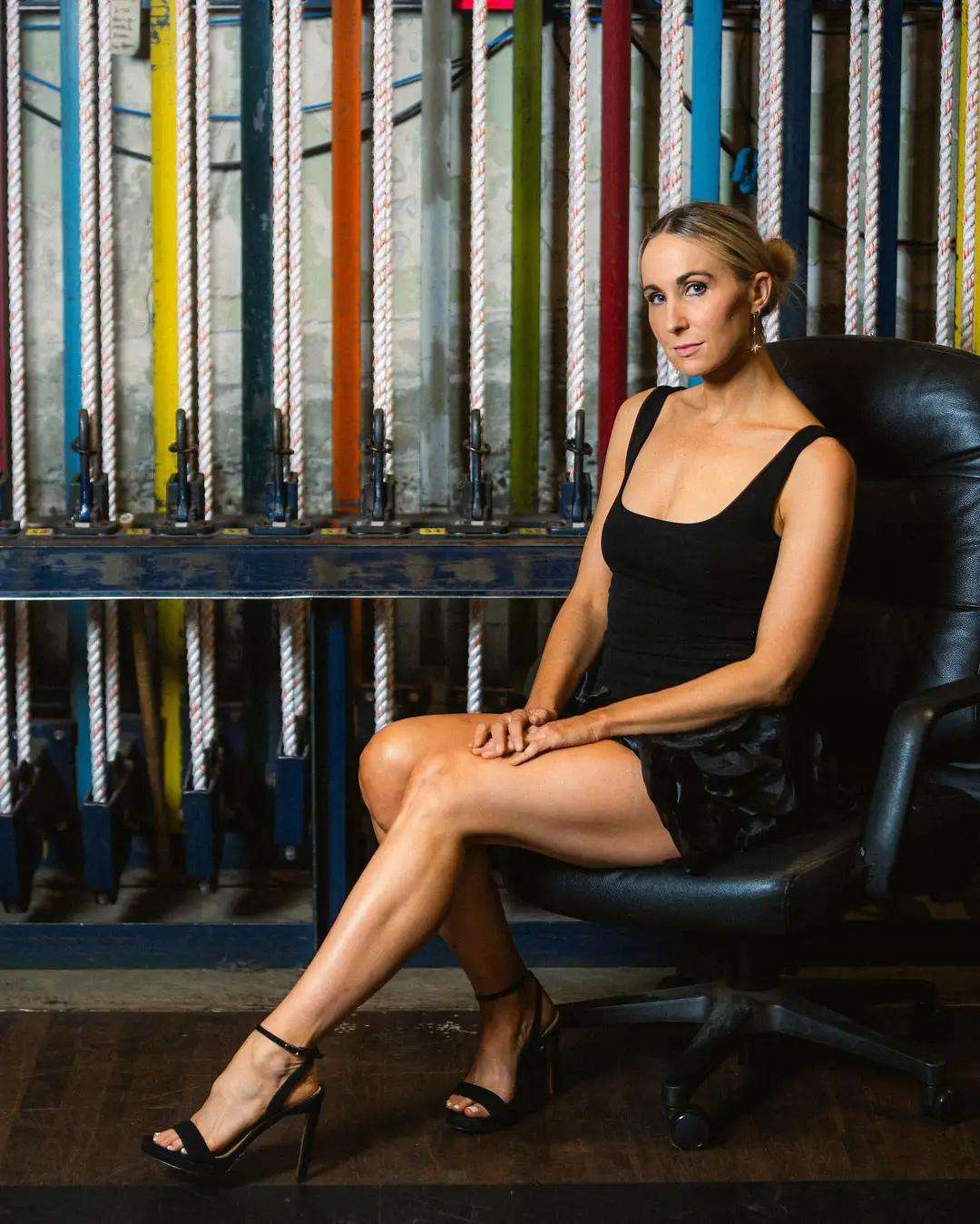 Nikki Glaser Legs