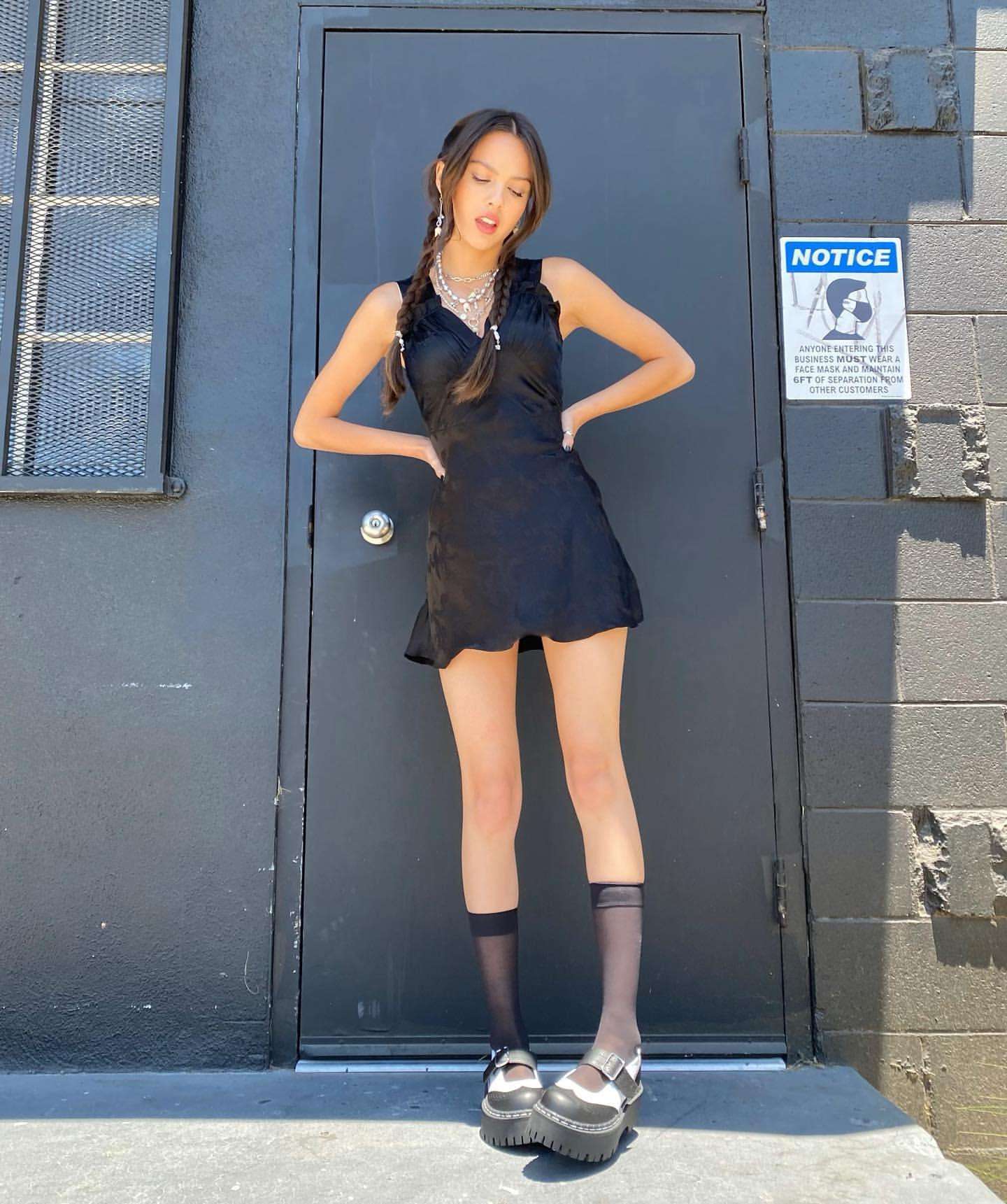 Olivia Rodrigo Legs