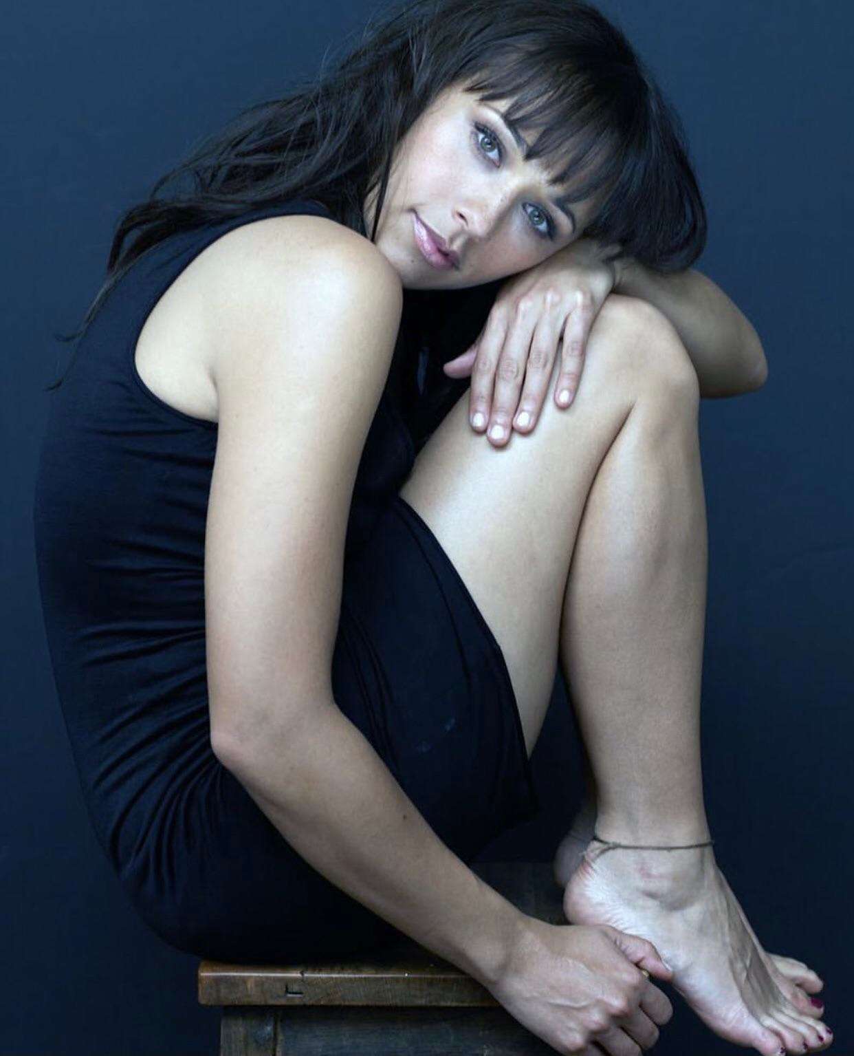 Rashida Jones Legs