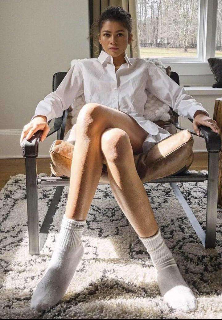 Zendaya Legs