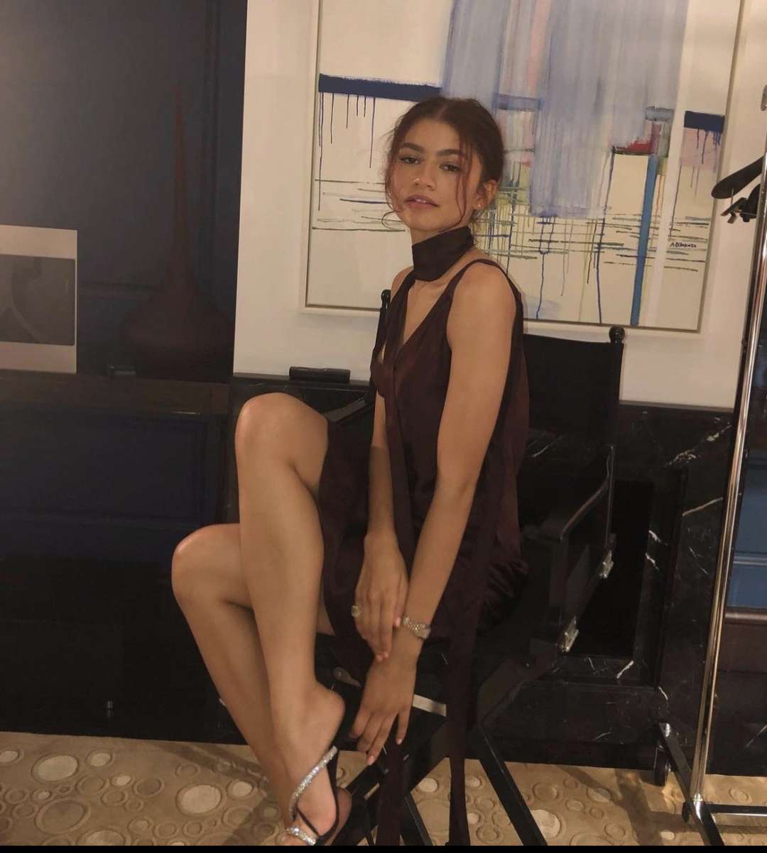 Zendaya Legs